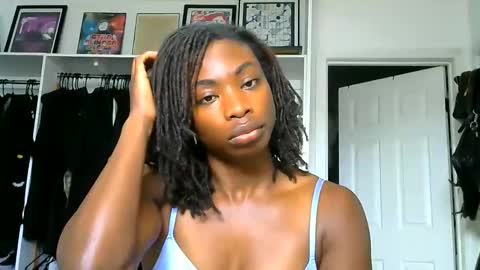 Miss Ivory online show from April 16, 9:39 pm