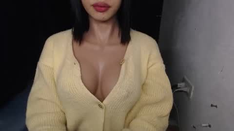 Lyn online show from January 19, 11:25 am