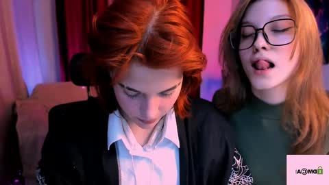 Jey Jey  online show from December 4, 9:35 pm