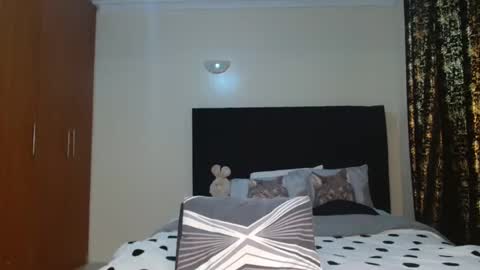 Miss Kiarrafit online show from January 17, 8:22 pm