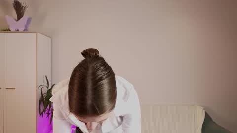 Snapshot of miss_lanab chatting on November 8, 12:27 pm miss_lanab online show from November 8, 12:27 pm