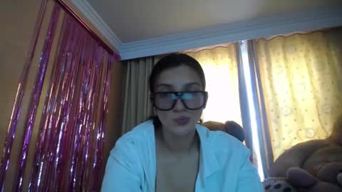 Snapshot of miss_lilieth chatting on December 26, 11:03 pm lilieth online show from December 26, 11:03 pm