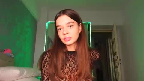 miss_medyson online show from September 10, 8:36 am