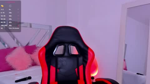   online show from March 2, 3:05 pm