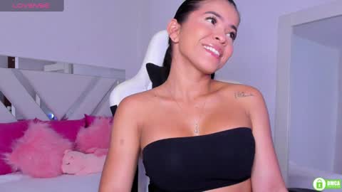   online show from March 7, 10:32 pm