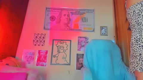 Snapshot of miss_meggaann chatting on June 1, 6:20 pm MEGG online show from June 1, 6:20 pm