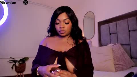 Snapshot of miss_mian chatting on October 1, 9:54 pm Mian online show from October 1, 9:54 pm