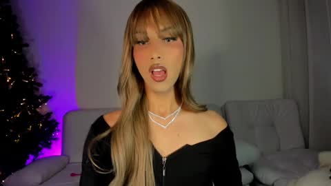 Goddess Myers  thumb up is important for me kisses  online show from December 9, 12:12 am