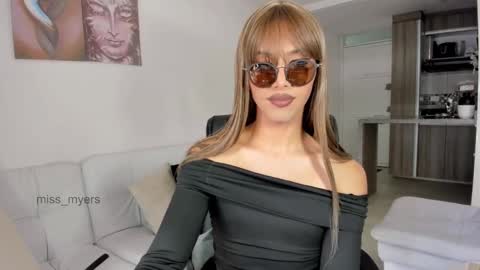 Goddess Myers  thumb up is important for me kisses  online show from October 24, 7:32 pm