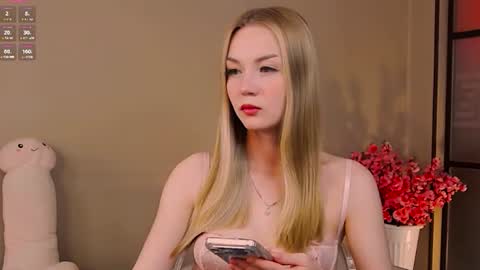 Nicole online show from July 6, 10:56 pm