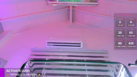  Miss Pawi online show from November 4, 8:41 pm