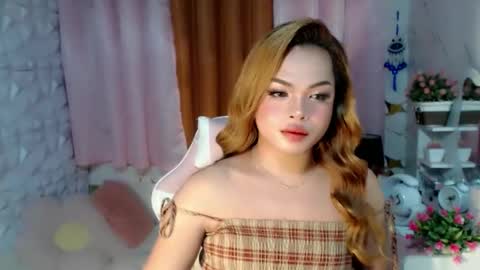 Snapshot of miss_scott chatting on October 4, 8:34 am miss_scott online show from October 4, 8:34 am