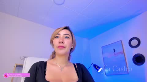 Snapshot of miss_sofiaa_ chatting on February 4, 2:43 pm Sofia Castro online show from February 4, 2:43 pm