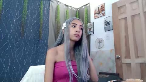 IM SUGAR online show from March 25, 11:11 pm