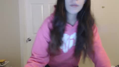 Bella online show from March 12, 2:56 pm