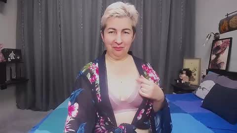 miss_tasha_kom online show from December 4, 7:06 am