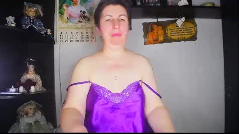 Snapshot of miss_tasha_kom chatting on May 9, 6:07 am miss_tasha_kom online show from May 9, 6:07 am