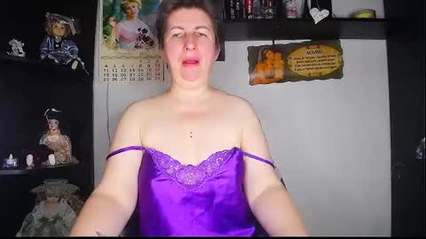 Snapshot of miss_tasha_kom chatting on May 21, 5:14 am miss_tasha_kom online show from May 21, 5:14 am