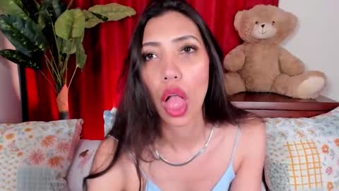 Miss Veronica online show from October 21, 1:12 pm