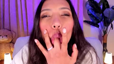 Miss Veronica online show from February 18, 1:29 pm