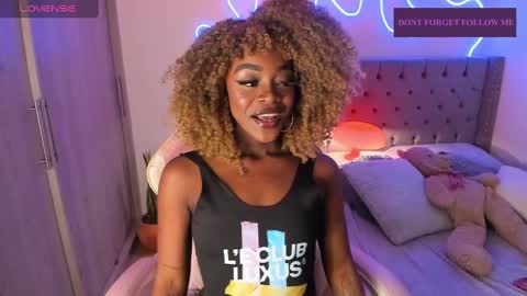 Tay Tay Independent Model   online show from March 1, 7:51 am