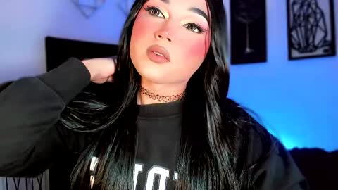 miss_zz online show from June 4, 6:03 pm