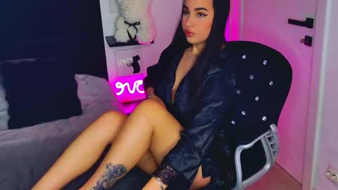 Amelia online show from March 28, 6:51 pm