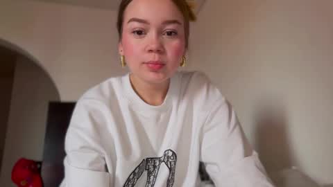Snapshot of missameliah chatting on September 12, 12:38 pm Ameliahs online show from September 12, 12:38 pm