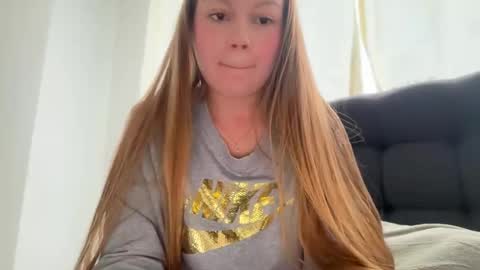 Ameliahs online show from February 18, 12:01 pm