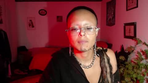 Snapshot of missanarky chatting on February 5, 3:23 am Anarkitten online show from February 5, 3:23 am