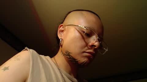 Anarkitten  online show from November 19, 2:00 am