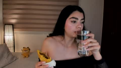 Ariadna Ruiz online show from April 16, 12:06 pm