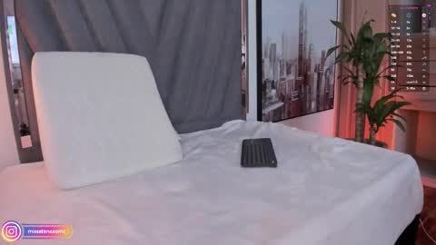 Laura online show from January 26, 3:58 pm