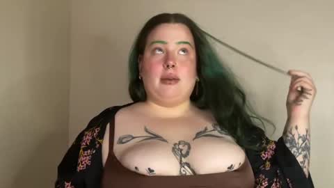 Miss Bika online show from September 24, 3:15 pm