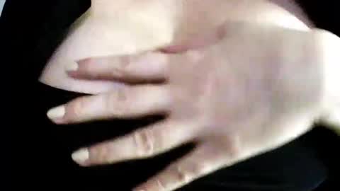 Snapshot of missbiny chatting on May 27, 6:27 pm Avamlash online show from May 27, 6:27 pm