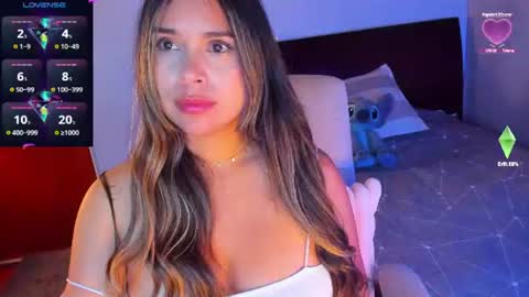 Snapshot of missblackdiamond chatting on June 10, 11:35 pm valentina andrea online show from June 10, 11:35 pm