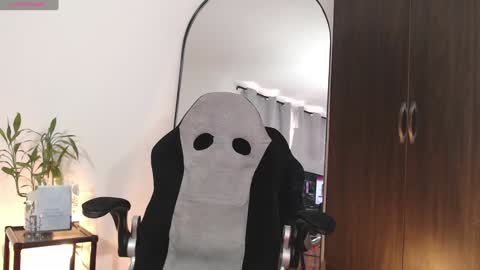 MissBlair online show from January 31, 3:22 pm