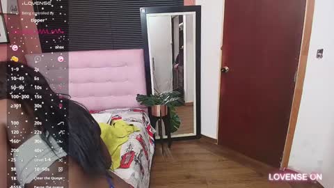 Miss Evelyn  online show from December 8, 12:30 pm