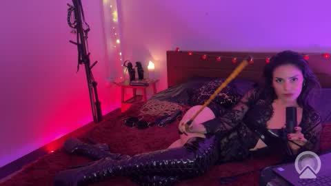 Snapshot of misscecemoore chatting on March 16, 4:11 pm Miss Cece Moore online show from March 16, 4:11 pm