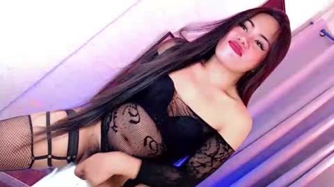 Nicole online show from March 6, 6:37 pm