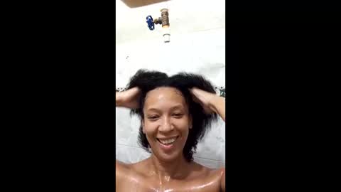 Donna di Diamanti online show from April 21, 2:56 pm