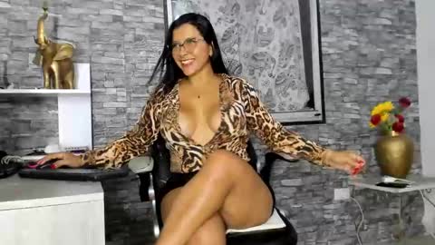 missdeborah20 online show from March 6, 1:48 am