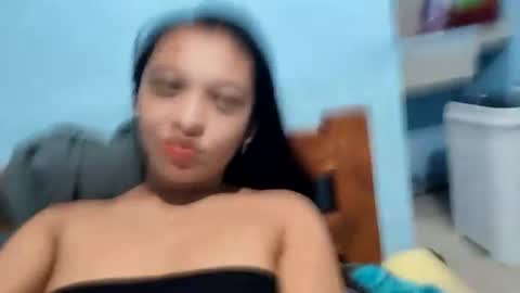 missdelicious79431 online show from July 28, 2:18 am