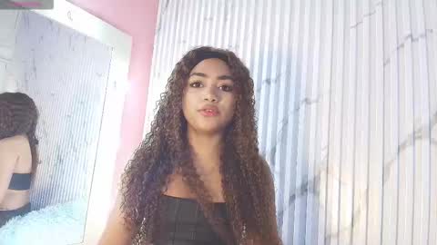 Snapshot of missdionne__curly chatting on September 26, 11:25 am DIONNE online show from September 26, 11:25 am