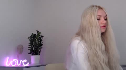 EMMA online show from December 16, 5:38 am