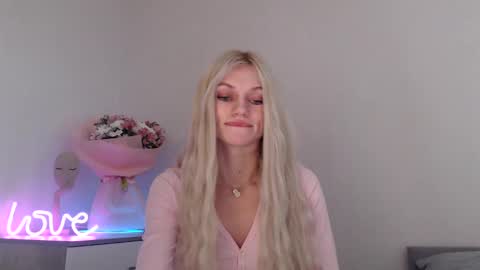 EMMA online show from December 20, 11:26 pm