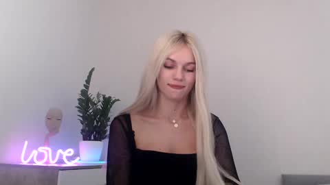 EMMA online show from December 29, 10:03 pm