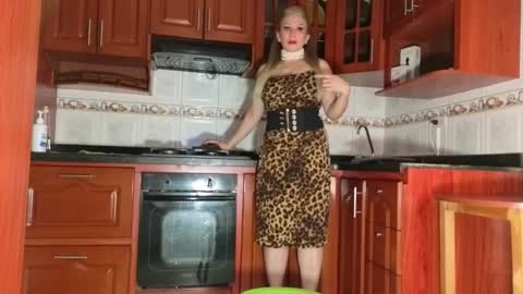 Escarlet online show from September 20, 3:29 am