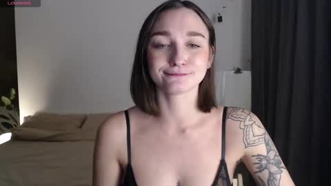 missfiti online show from December 1, 2:00 pm