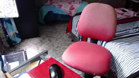 Snapshot of missgomezz_ chatting on July 28, 6:20 pm Maria Gomezz online show from July 28, 6:20 pm